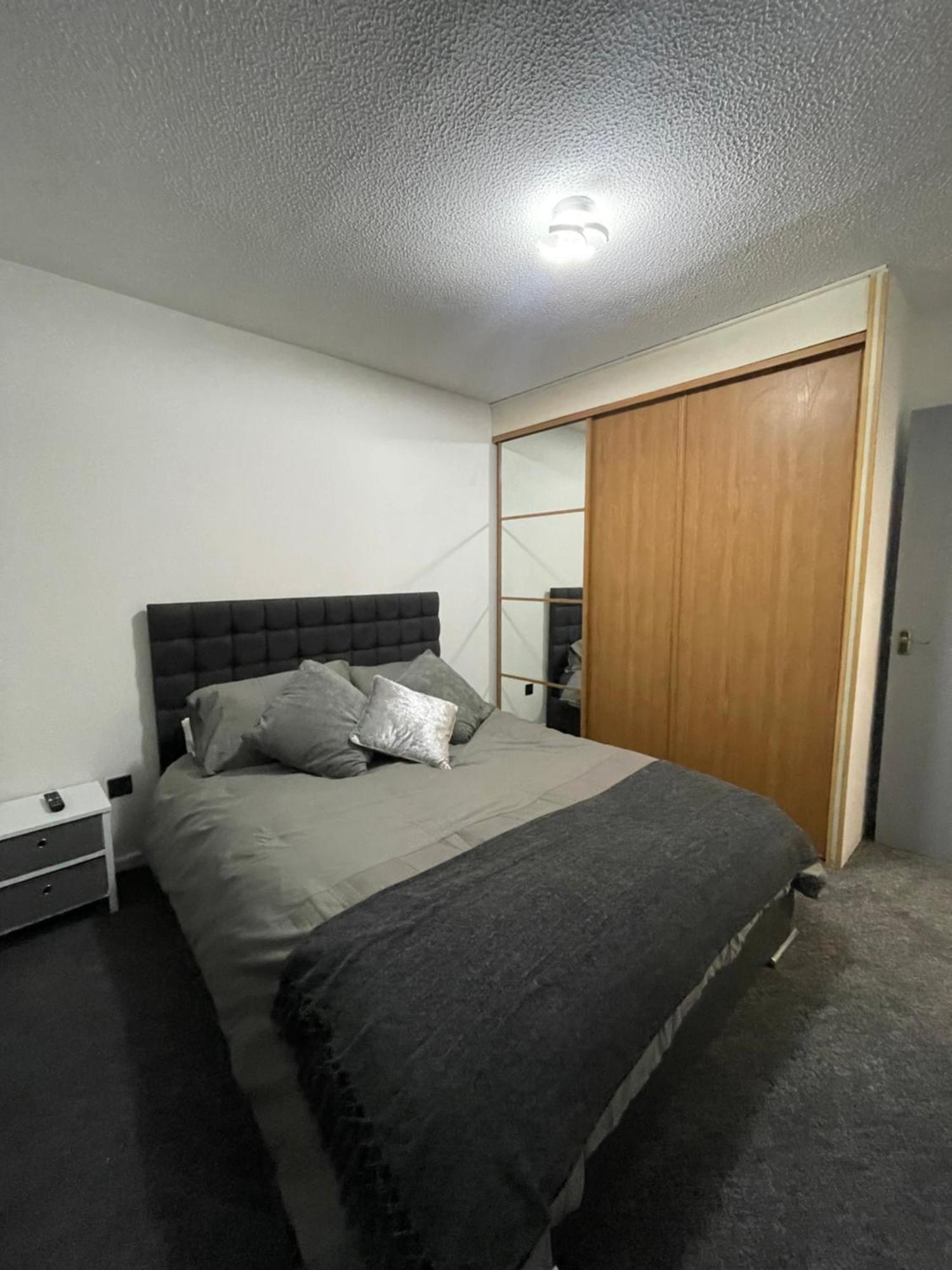Cardiff Bay Apartment With Parking Exterior photo